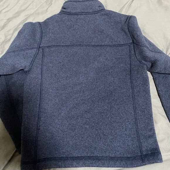 The NorthFace half zip sweater for boy size xs for size 4-5 boy. Like new. - Picture 4 of 4